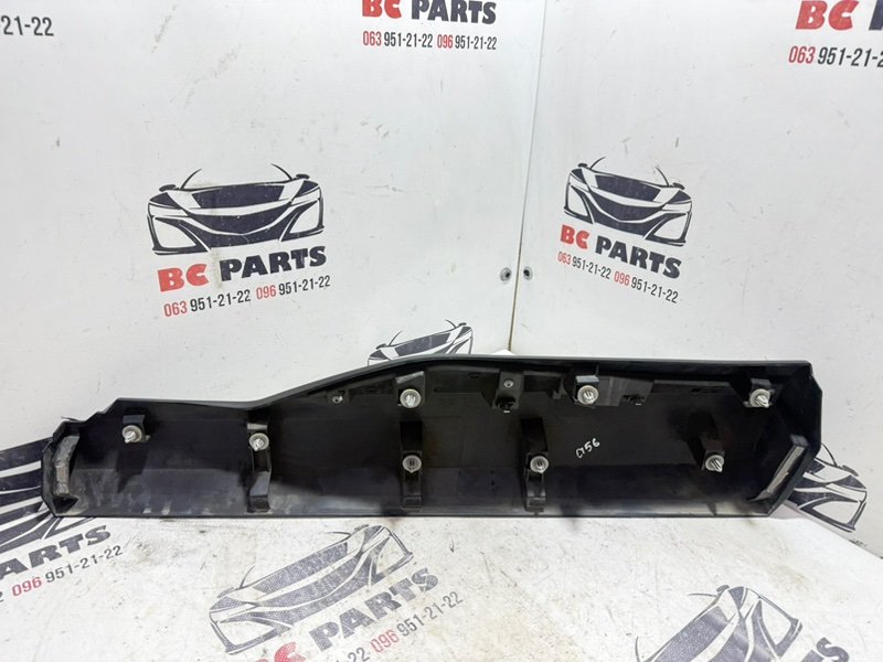 Накладка двери задняя левая Rogue 2022 T33 1.5 Накладка двери задняя левая Rogue 2022 T33 1.5