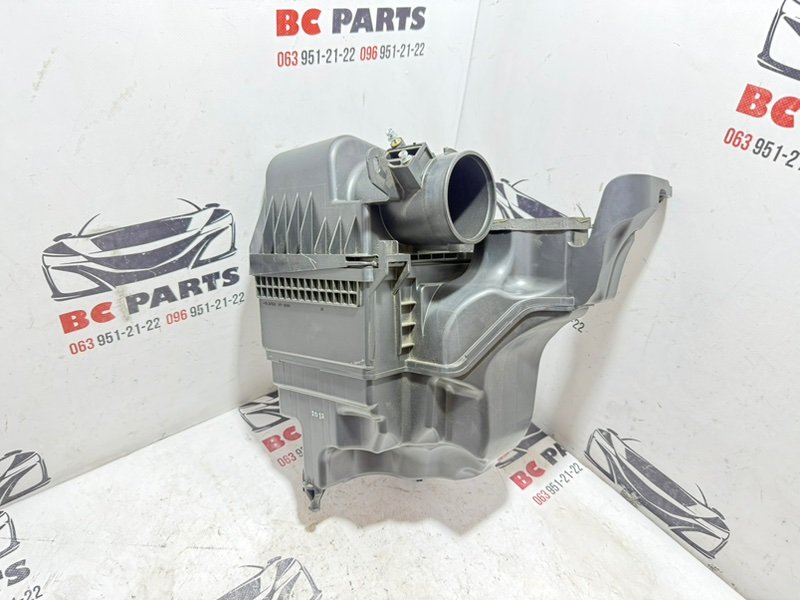 Запчасть корпус воздушного фильтра Nissan Rogue 2022 T33 1.5 165006RC1B Б/У Корпус воздушного фильтра Nissan Rogue 2022 T33 1.5 165006RC1B Б/У
