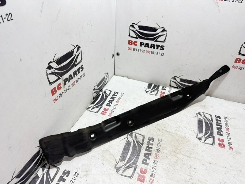 Пыльник крыла передний правый Rogue 2022 T33 1.5