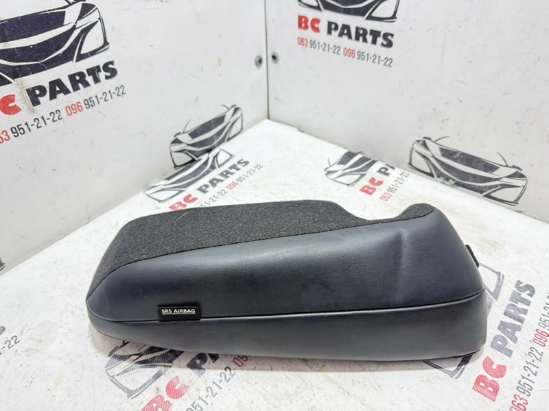 Подушка безопасности в сиденье задняя правая Nissan Rogue 2021 T33 2.5 886106RA1A Б/У