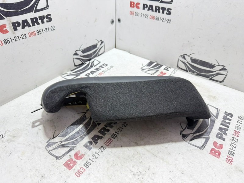 Подушка безопасности в сиденье задняя правая Rogue 2021 T33 2.5