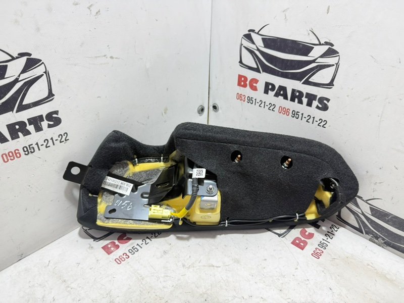 Подушка безопасности в сиденье задняя правая Rogue 2022 T33 1.5