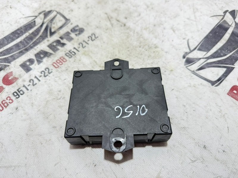 Блок управления крышкой багажника Rogue 2022 T33 1.5 Блок управления крышкой багажника Rogue 2022 T33 1.5