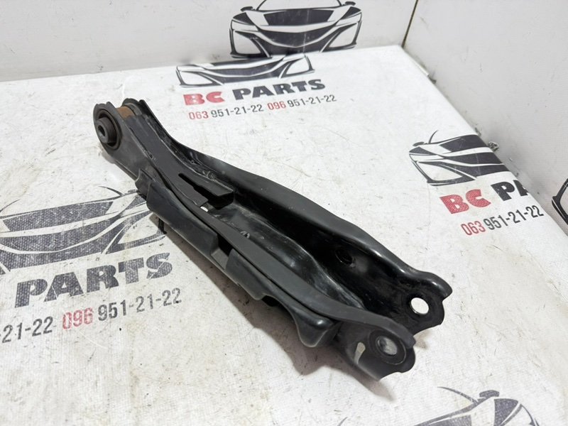 Рычаг подвески задний левый Rogue 2022 T33 1.5