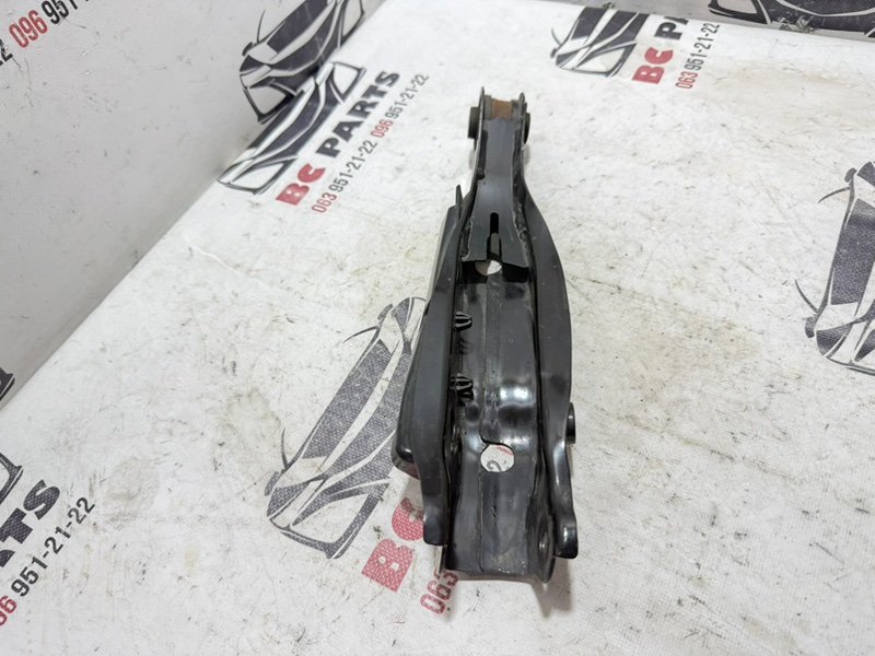 Рычаг подвески задний левый Rogue 2022 T33 1.5