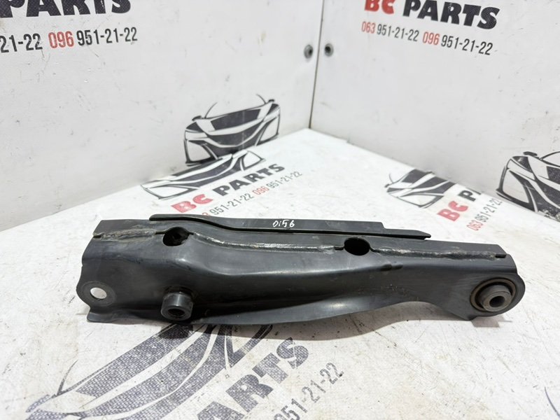 Рычаг подвески задний правый Rogue 2022 T33 1.5