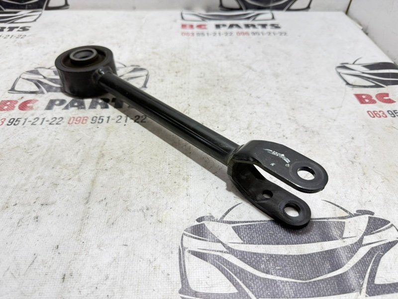 Рычаг подвески задний Nissan Rogue T33 1.5