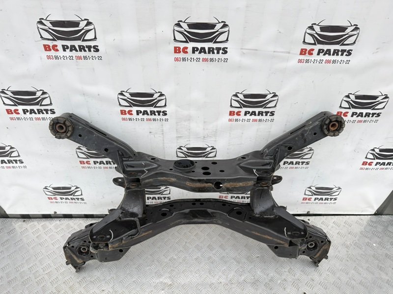 Подрамник задний Rogue 2021 T33 2.5