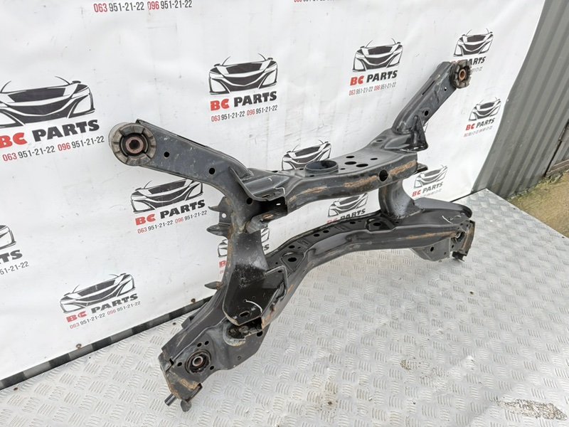 Подрамник задний Rogue 2021 T33 2.5