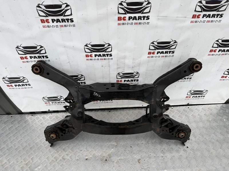 Подрамник задний Rogue 2021 T33 2.5