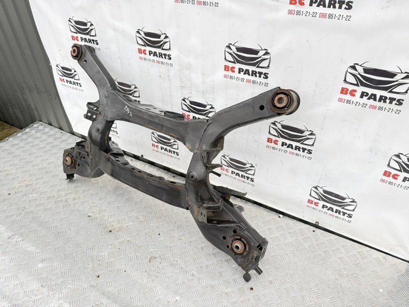 Подрамник задний Rogue 2021 T33 2.5