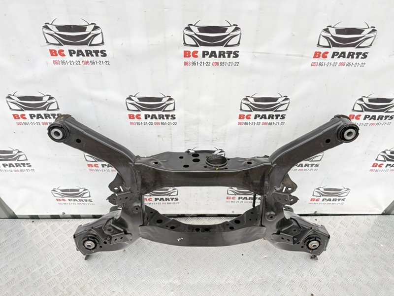 Подрамник задний Rogue 2022 T33 1.5