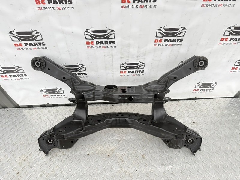 Подрамник задний Rogue 2022 T33 1.5