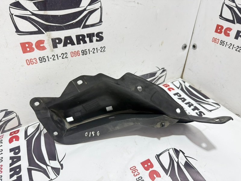 Брызговик передний правый Rogue 2022 T33 1.5