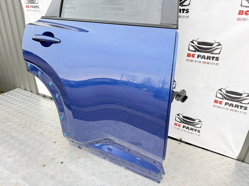 Дверь боковая задняя правая Rogue 2021 T33 2.5