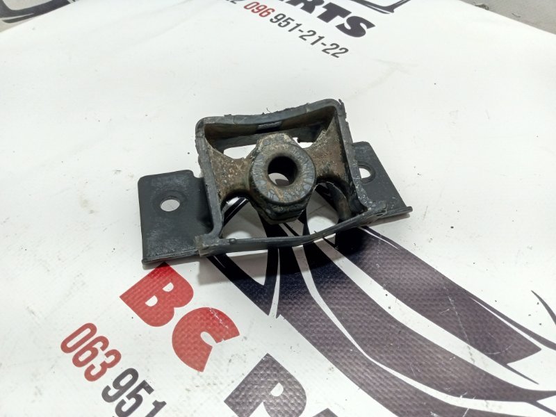 Подушка глушителя Nissan Rogue 2021 T33 2.5 20651-JG300 Б/У