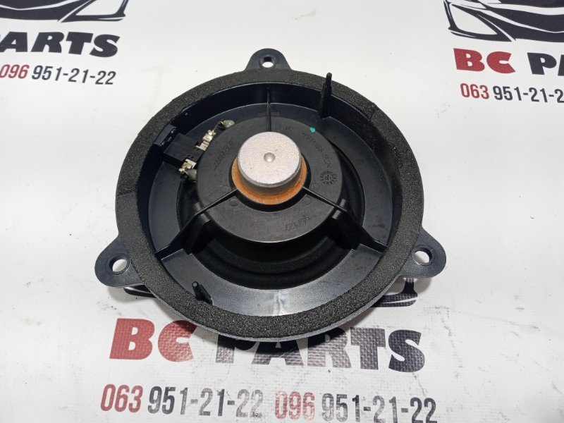 Динамик задний Nissan Rogue T33 1.5