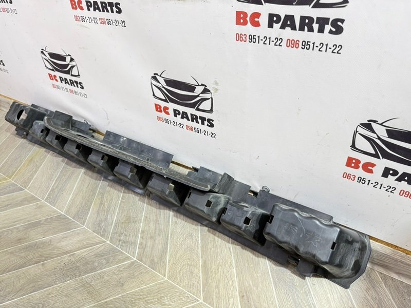 Абсорбер бампера передний Rogue 2021 T33 2.5