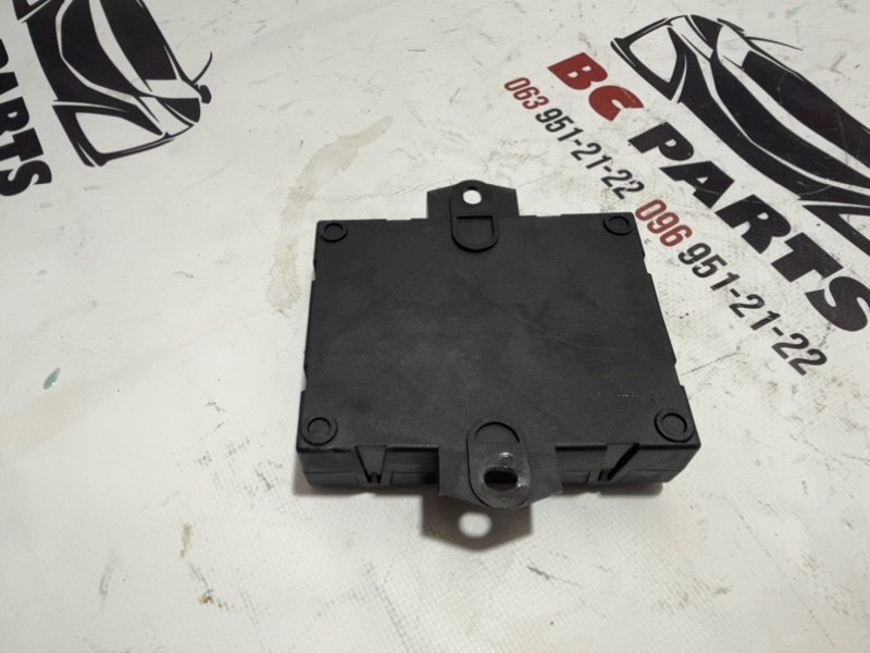 Блок управления крышкой багажника Rogue 2021 T33 2.5