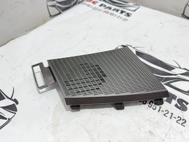 Накладка торпедо правая Nissan Rogue 2021 T33 2.5 281766rb0a Б/У