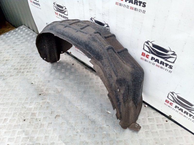 Подкрылок задний левый Nissan Rogue T33 1.5