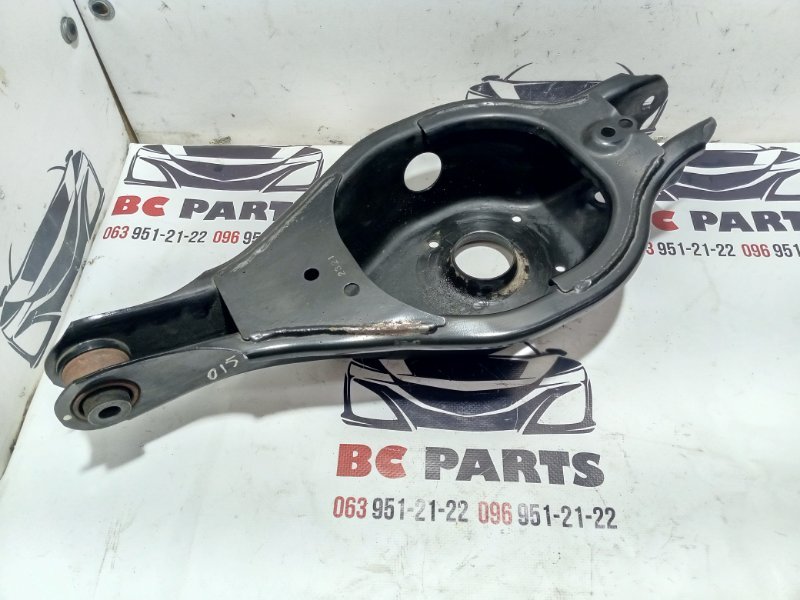 Рычаг подпружинный задний Nissan Rogue 2022 T33 1.5 551B0-6RA0A Б/У