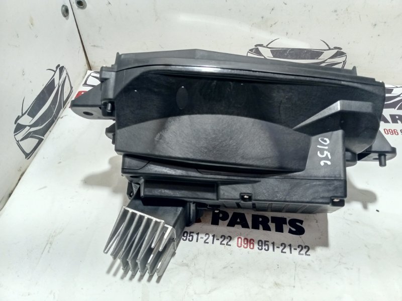 Проекция на лобовое стекло Rogue 2022 T33 1.5