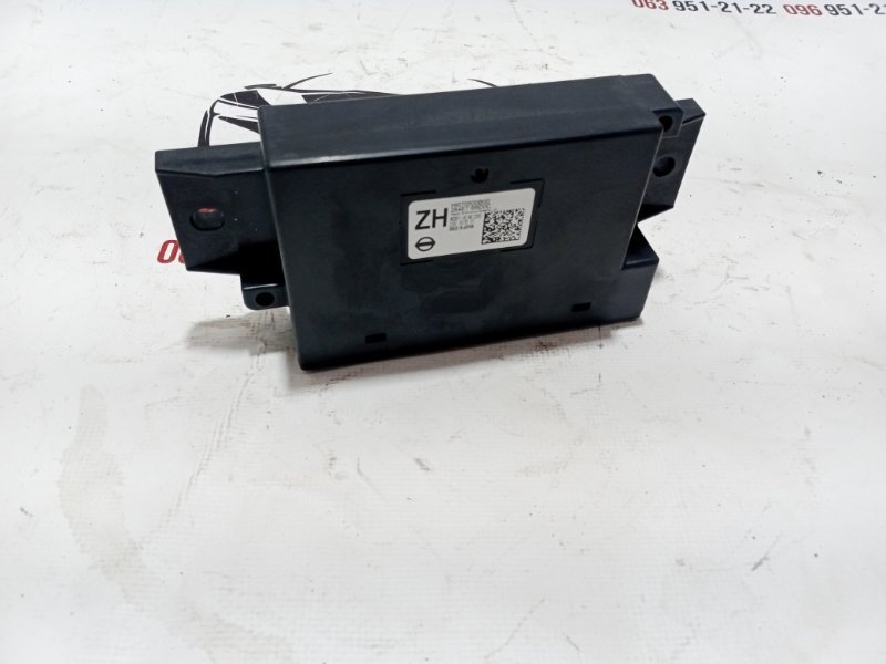 Блок управления круиз-контролем Rogue 2022 T33 1.5 Блок управления круиз-контролем Rogue 2022 T33 1.5