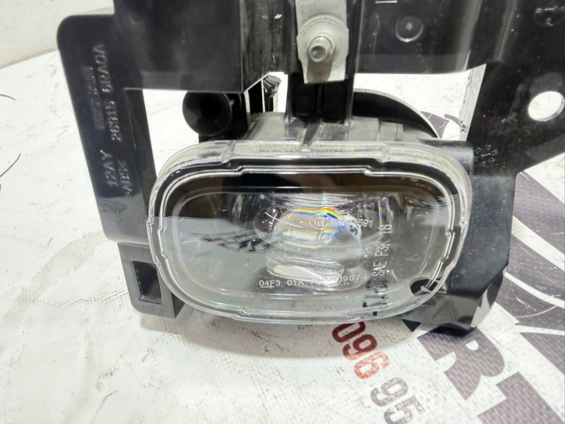 Фара противотуманная левая Rogue 2022 T33 1.5