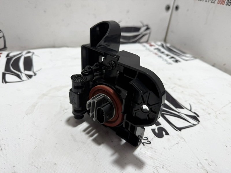 Фара противотуманная правая Rogue 2022 T33 1.5