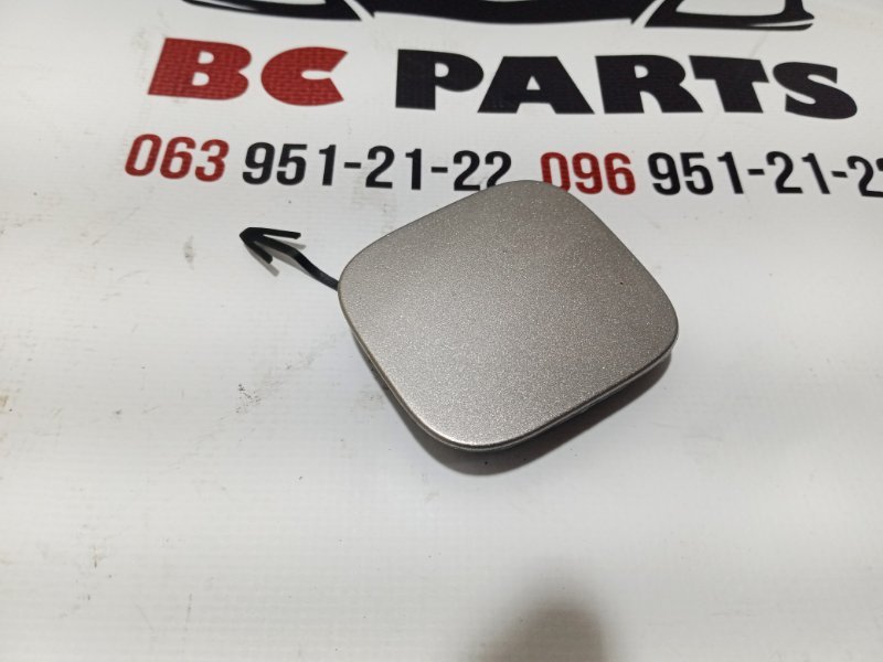 Заглушка буксировочного крюка передняя Nissan Rogue 2022 T33 1.5 622A06RA0H Б/У