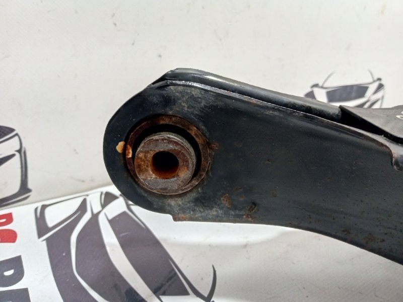 Рычаг подпружинный задний Rogue 2021 T33 2.5