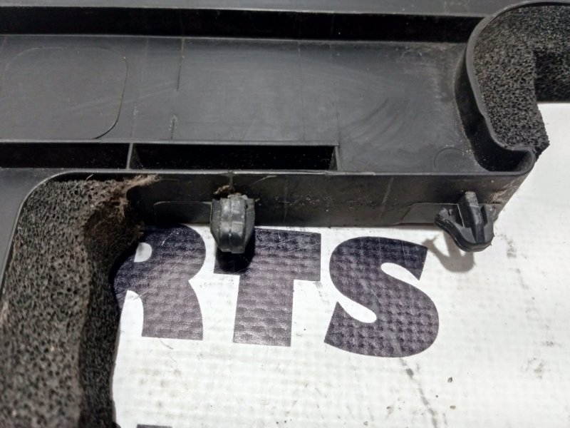 Накладка передняя Nissan Rogue T33 2.5 Накладка передняя Nissan Rogue T33 2.5