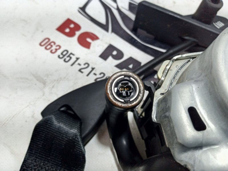 Ремень безопасности передний правый Nissan Rogue T33 2.5