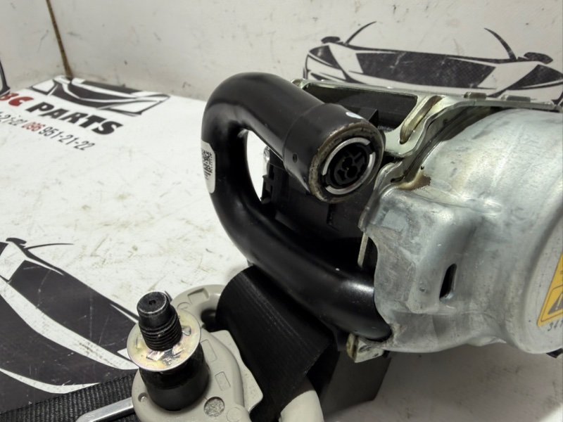 Ремень безопасности задний правый Rogue 2021 T33 2.5