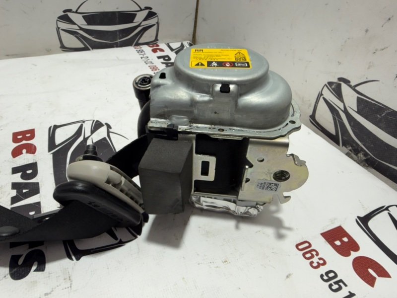 Ремень безопасности задний правый Rogue 2021 T33 2.5