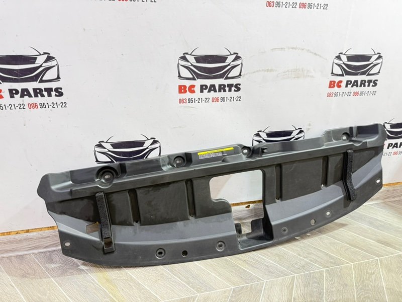 Накладка передней панели Nissan Rogue T33 2.5