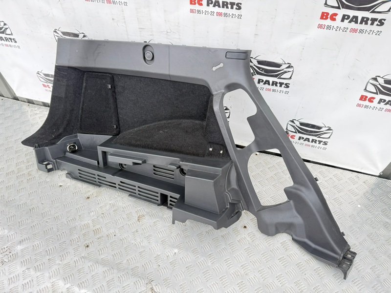 Карта багажника левая Nissan Rogue T33 2.5