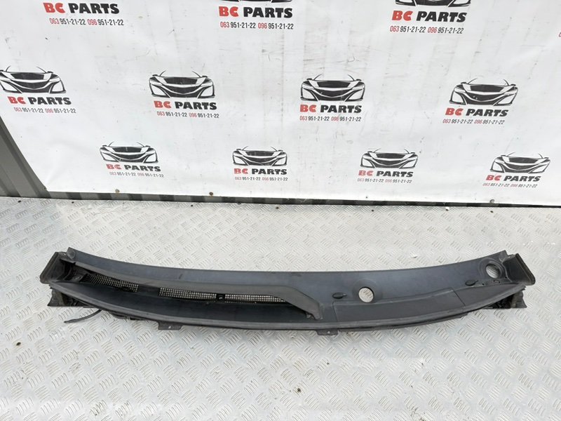 Жабо Nissan Rogue 2021 T33 2.5 668626RF0A Б/У