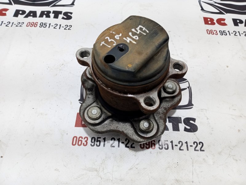 Ступица задняя Nissan Rogue 2018 T32 QR25 2.5 43202-4BA0A Б/У