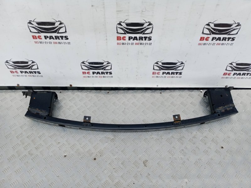 Усилитель бампера передний Nissan Rogue T33 2.5