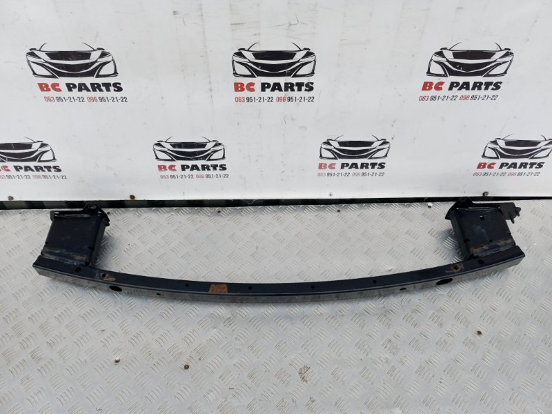 Усилитель бампера передний Rogue 2021 T33 2.5