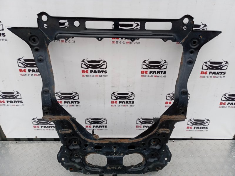 Подрамник передний Rogue 2021 T33 2.5