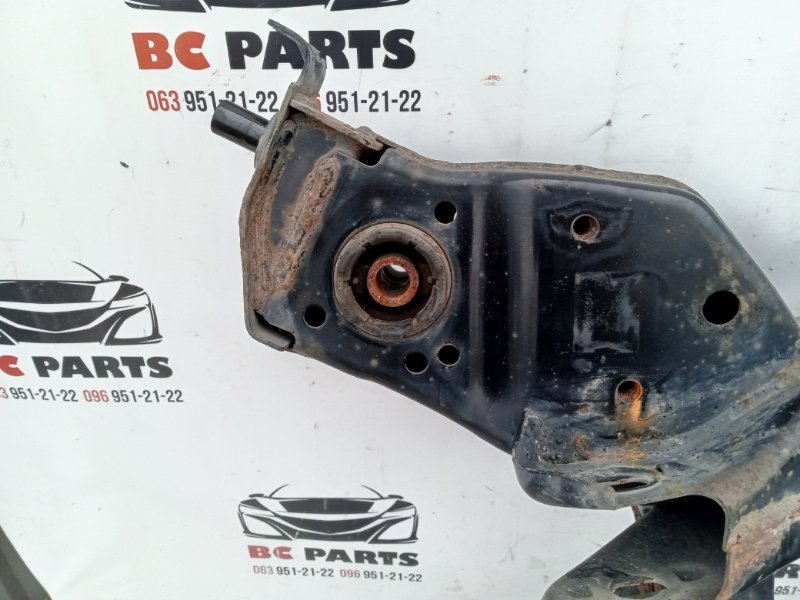 Подрамник задний Rogue 2021 T33 2.5