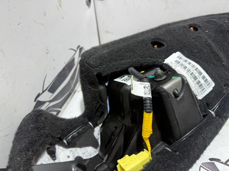 Подушка безопасности в сиденье задняя правая Rogue 2021 T33 2.5