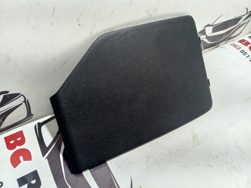 Крышка блока предохранителей Rogue 2021 T33 2.5