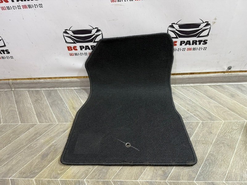 Комплект ковриков салона Kicks 2021 1.6