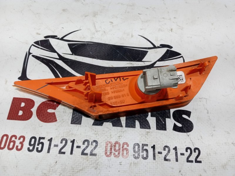 Повторитель поворота левый Civic Coupe 2016-2021 X 1.5