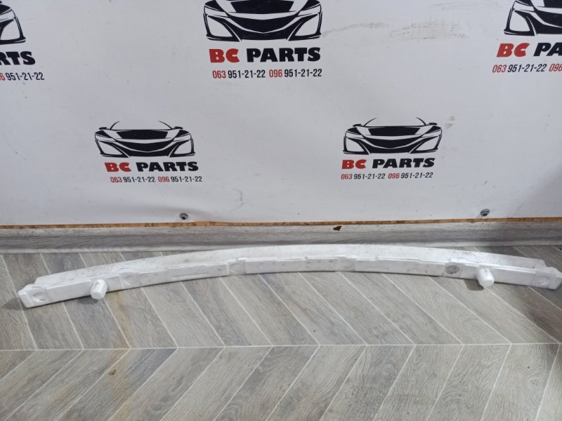 Абсорбер бампера передний Nissan Rogue T33 1.5