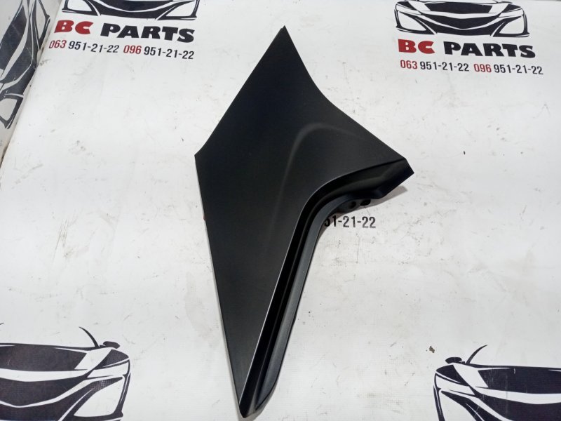 Накладка крыла задняя левая Nissan Kicks 1.6